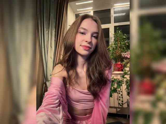 WednesdayFridayAddams webcam