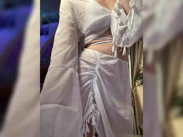 WednesdayFridayAddams webcam