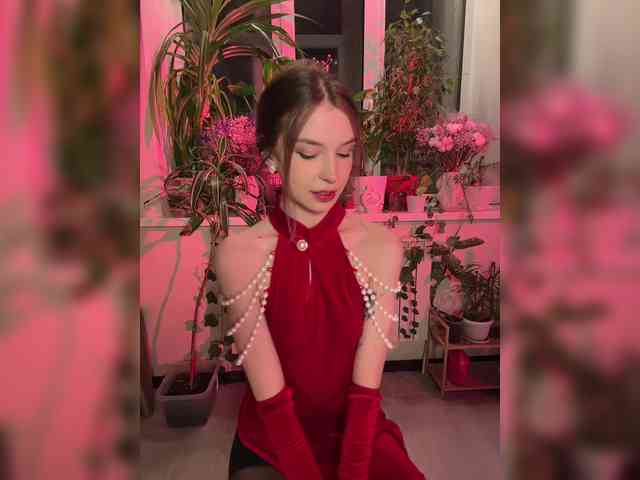 WednesdayFridayAddams webcam