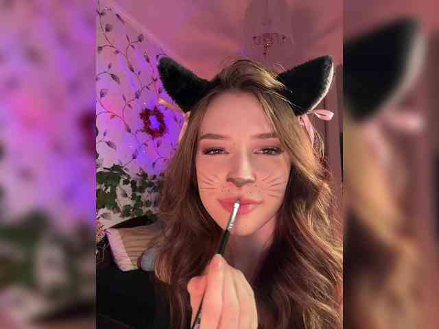 WednesdayFridayAddams webcam