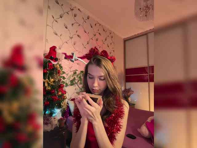 WednesdayFridayAddams webcam