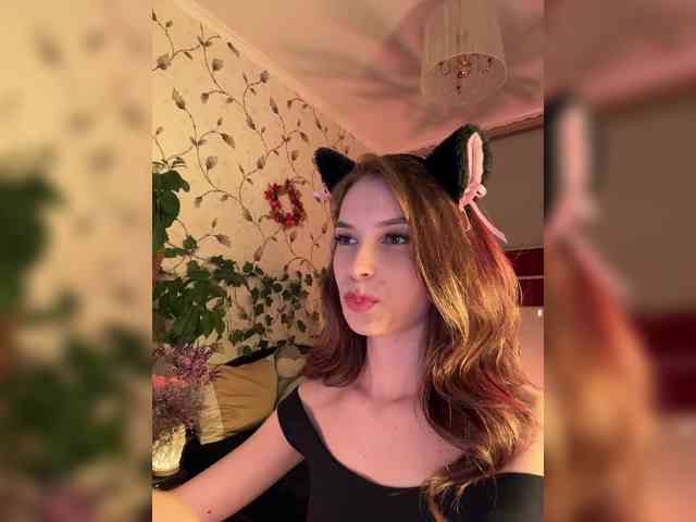 CutieDollBC Live Webcam on BongaCams