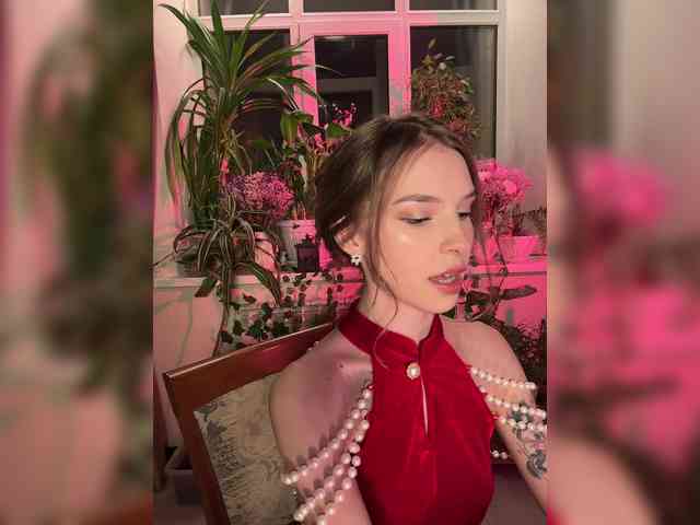 WednesdayFridayAddams webcam