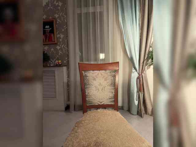 WednesdayFridayAddams webcam