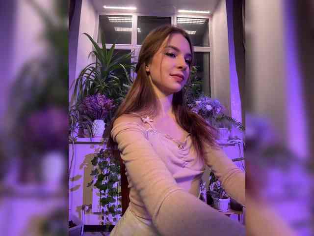 WednesdayFridayAddams webcam