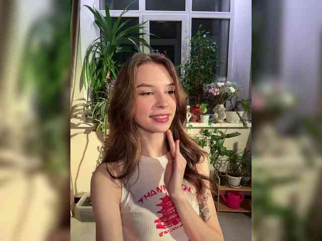 WednesdayFridayAddams webcam