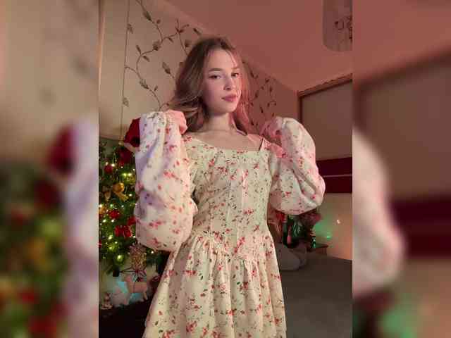 WednesdayFridayAddams webcam