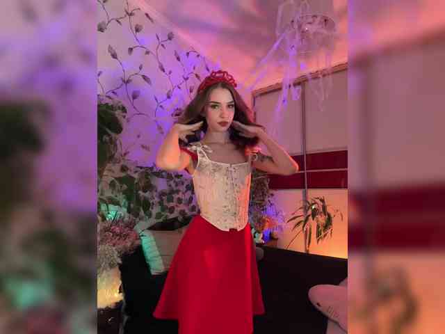 WednesdayFridayAddams webcam