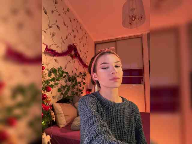 WednesdayFridayAddams webcam