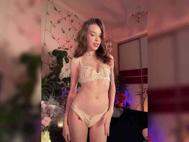 WednesdayFridayAddams webcam