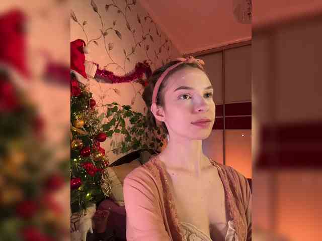 WednesdayFridayAddams webcam