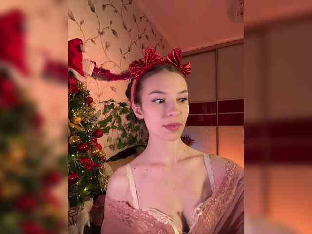 WednesdayFridayAddams webcam