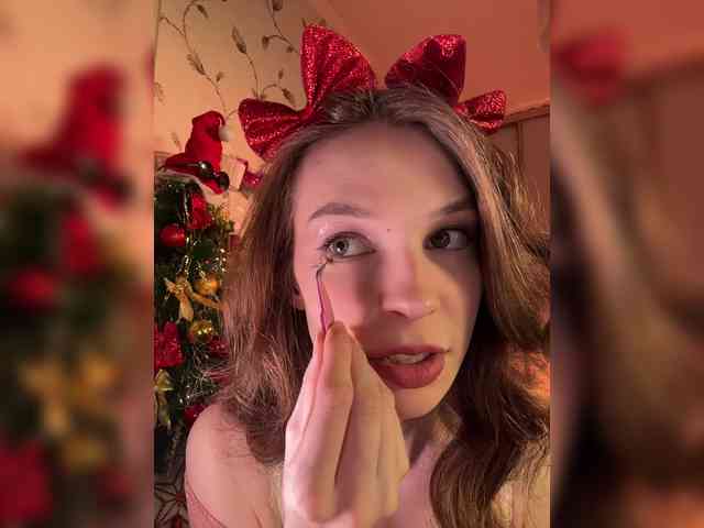 WednesdayFridayAddams webcam