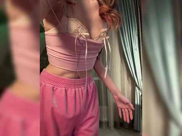 WednesdayFridayAddams webcam