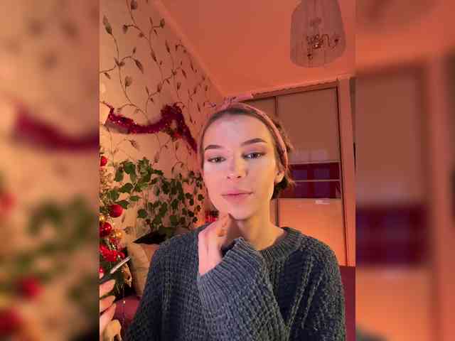 WednesdayFridayAddams webcam