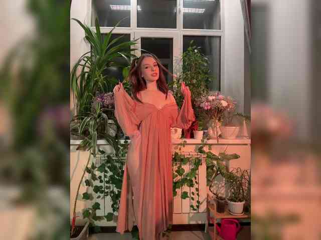 WednesdayFridayAddams webcam