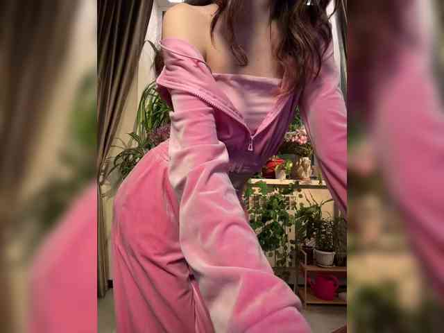 WednesdayFridayAddams webcam