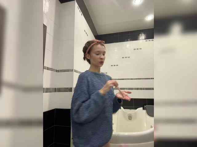 WednesdayFridayAddams webcam