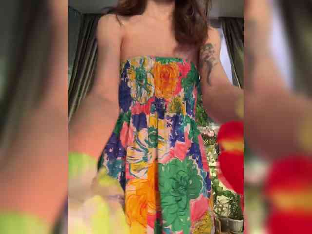 WednesdayFridayAddams webcam