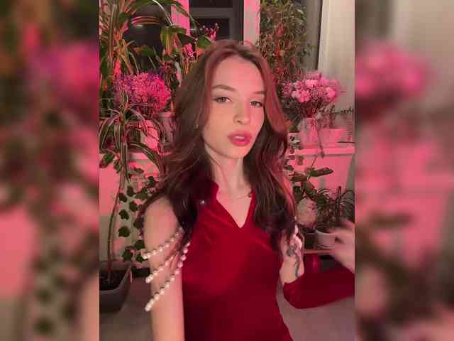 WednesdayFridayAddams webcam