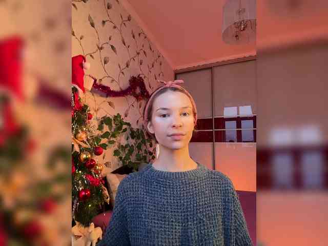 WednesdayFridayAddams webcam