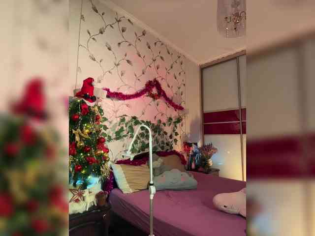 WednesdayFridayAddams webcam