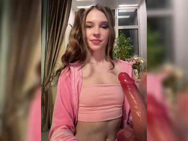 WednesdayFridayAddams webcam