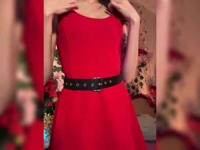 WednesdayFridayAddams webcam