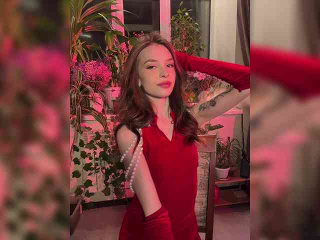 WednesdayFridayAddams webcam