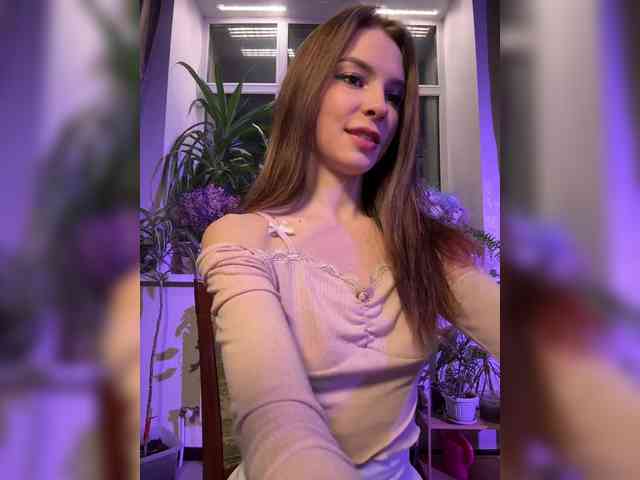 WednesdayFridayAddams webcam