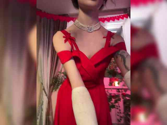 WednesdayFridayAddams webcam