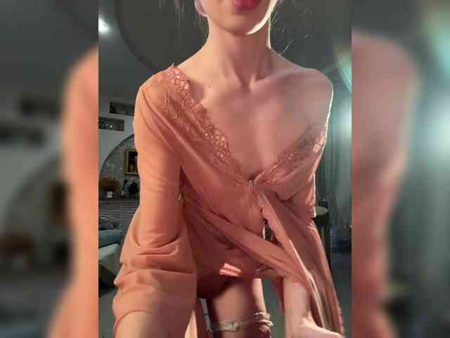 WednesdayFridayAddams webcam