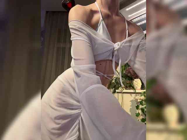 WednesdayFridayAddams webcam