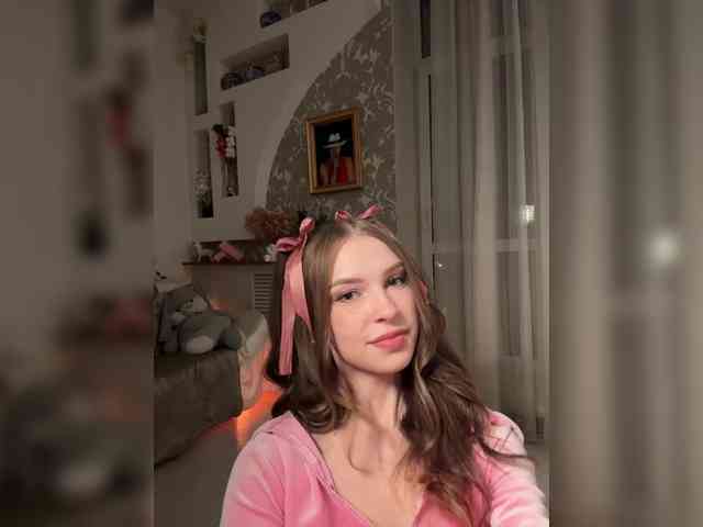 WednesdayFridayAddams webcam