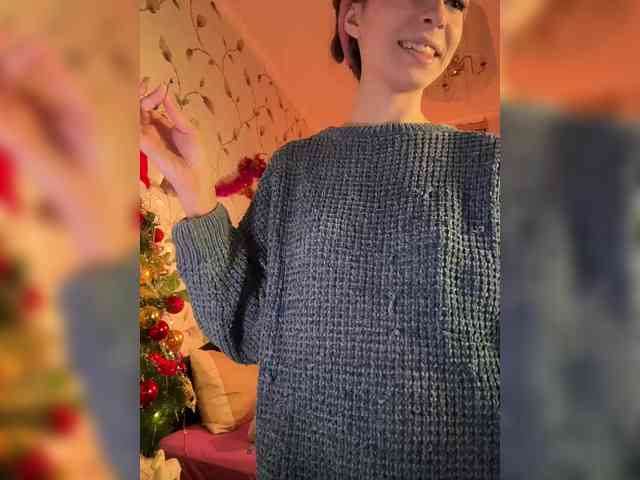 WednesdayFridayAddams webcam