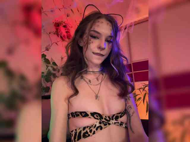 WednesdayFridayAddams webcam