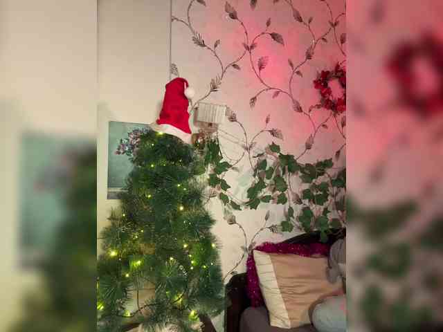 WednesdayFridayAddams webcam