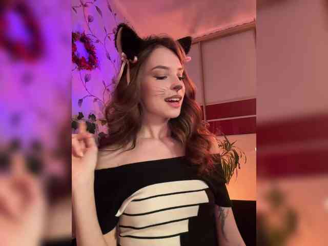 WednesdayFridayAddams webcam