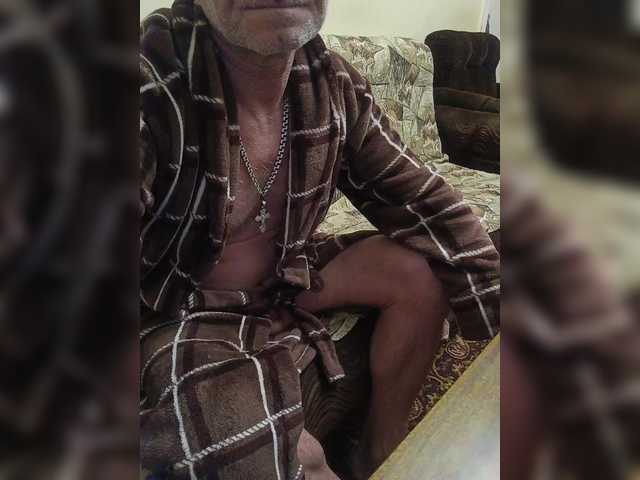 Lyda27081's BongaCams show and profile