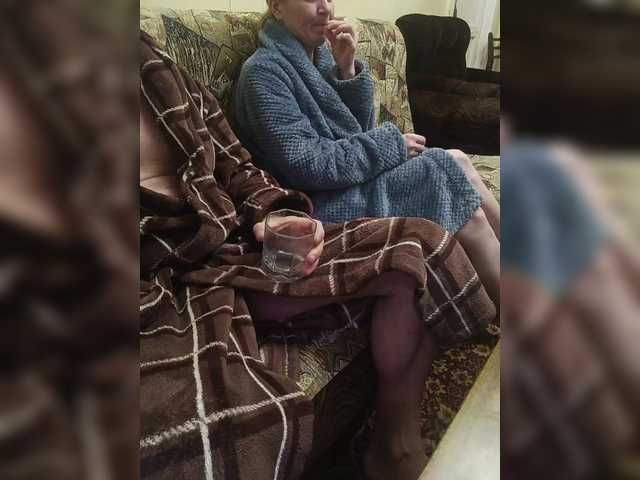 Lyda27081's BongaCams show and profile