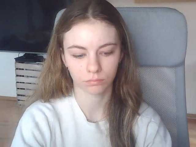 AriaModel's BongaCams show and profile