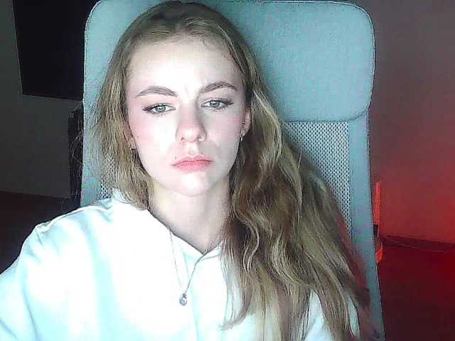 AriaModel webcam bongacams model stream image