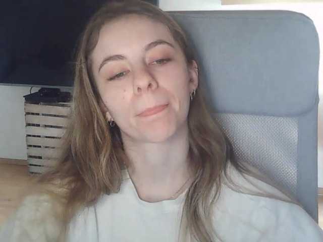 AriaModel webcam bongacams model stream image