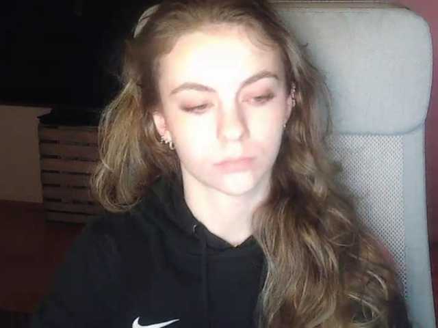 AriaModel — #dancer #dance #exotic #young #bodytease #naughty #teen #student #collagegirlLet's undress together and make that show full of excitement ^^Privt Show's Open!