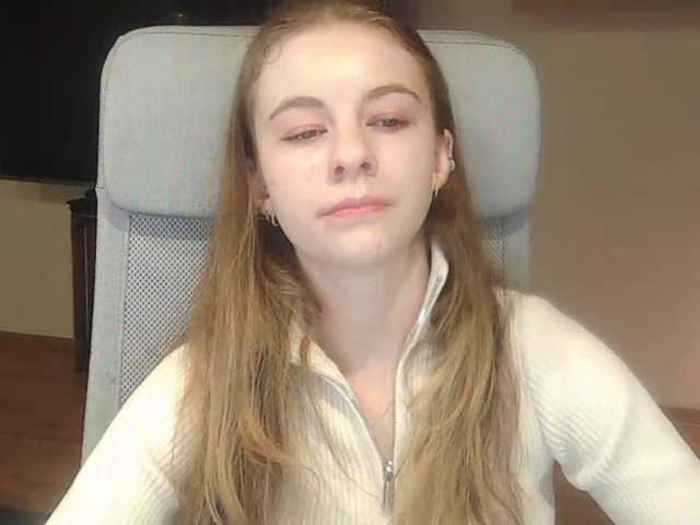 AriaModel webcam bongacams model stream image