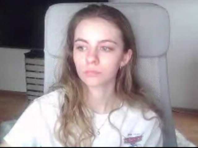 AriaModel's BongaCams show and profile