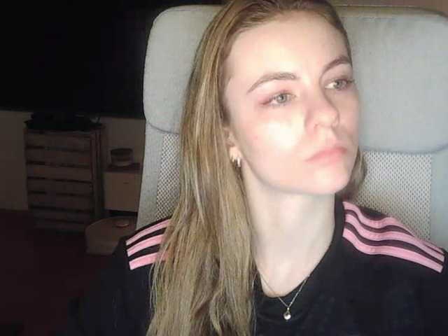 AriaModel webcam bongacams model stream image