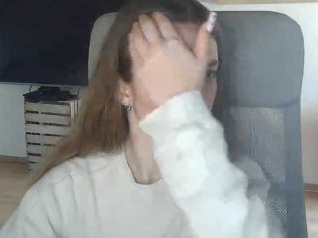 AriaModel's BongaCams show and profile