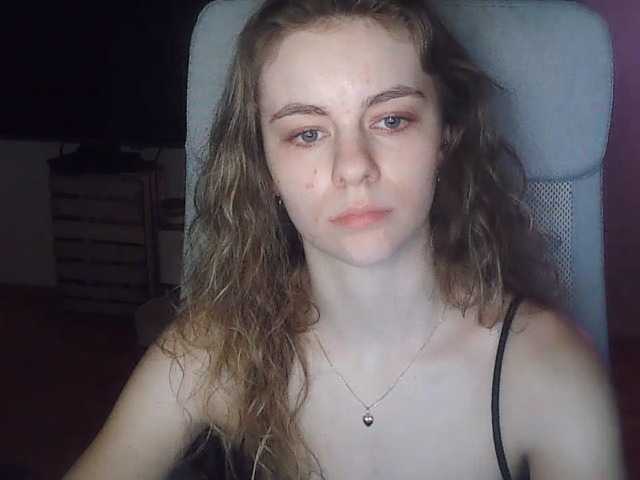 AriaModel's BongaCams show and profile