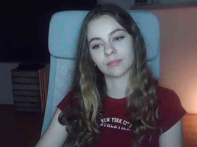 live nude webcam AriaModel